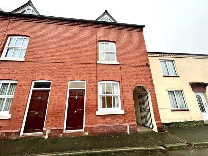 3 Bedroom End Of Terrace House To Rent In Stone Terrace, Stone Street, Newtown, Powys, SY16