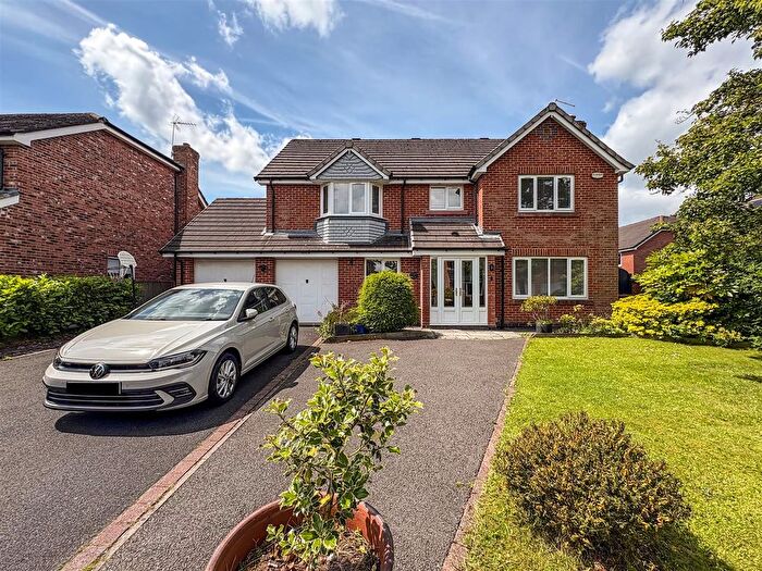 5 Bedroom Detached House For Sale In Higginson Close, Congleton, CW12