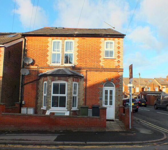1 Bedroom Flat To Rent In Artillery Road, Guildford, GU1
