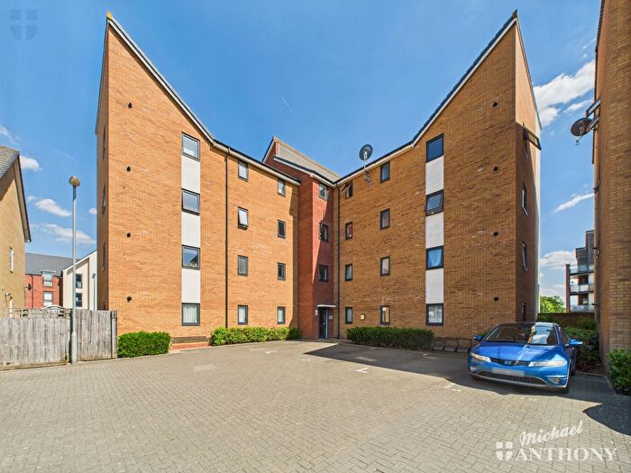 2 Bedroom Flat To Rent In Countess Way, Broughton, Milton Keynes, Buckinghamshire, MK10