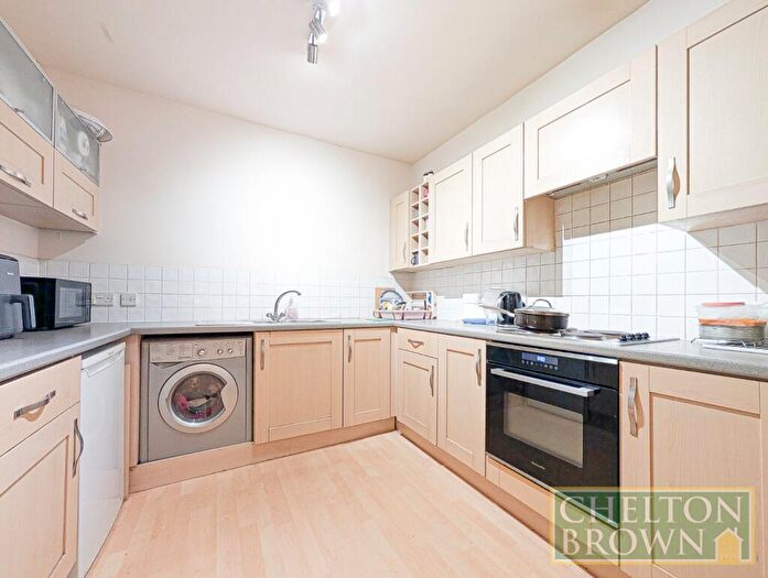 2 Bedroom Apartment For Sale In West Cotton Close, Northampton, NN4