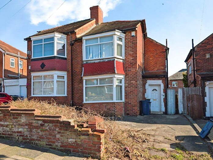 2 Bedroom Semi-Detached House For Sale In Coventry Gardens, Grainger Park, Newcastle Upon Tyne, NE4