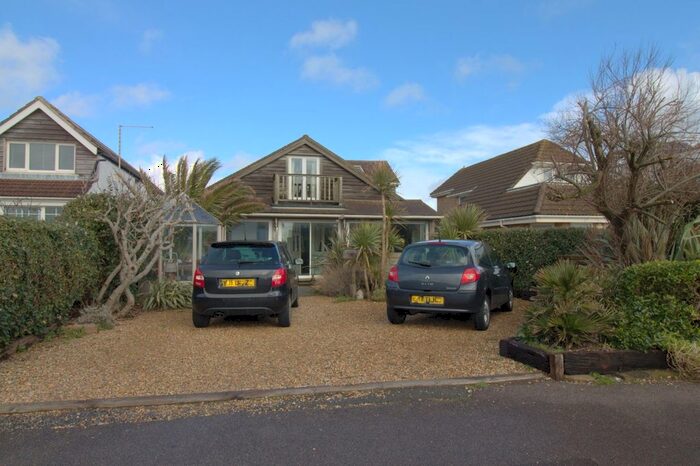 3 Bedroom Detached House To Rent In Old Fort Road, Shoreham By Sea, West Sussex, BN43