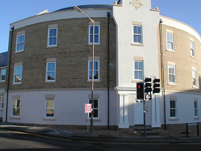 2 Bedroom Flat To Rent In Railway Street, Braintree, Essex, CM7