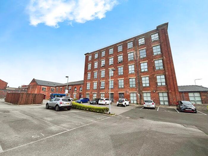 2 Bedroom Apartment For Sale In Bentinck Street, Bolton, BL1
