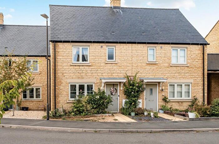 3 Bedroom Terraced House For Sale In Windsor Road, Moreton-In-Marsh, GL56