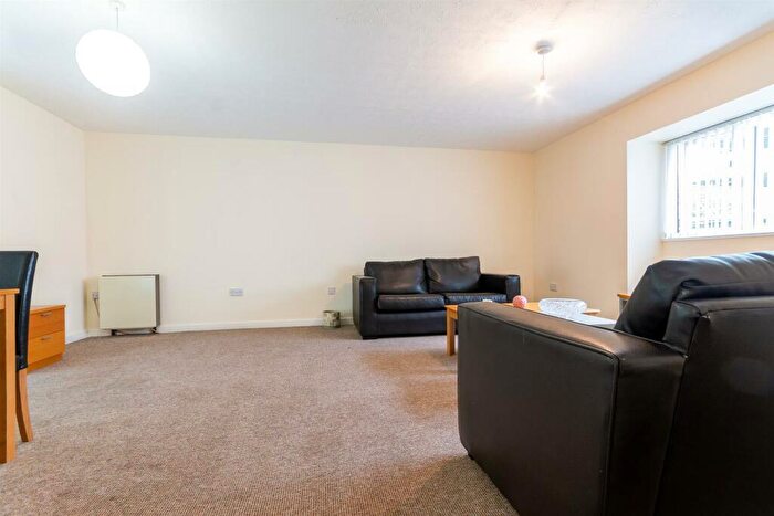 2 Bedroom Apartment To Rent In Brady And Martin Court, City Centre, NE1