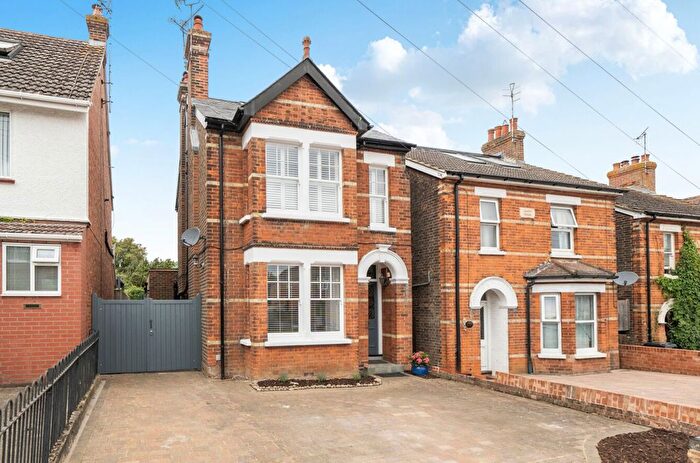 4 Bedroom Detached House For Sale In Goldsmid Road, Tonbridge, TN9