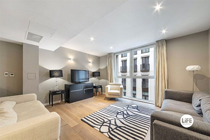 2 Bedroom Flat To Rent In Palace Place, London, SW1E