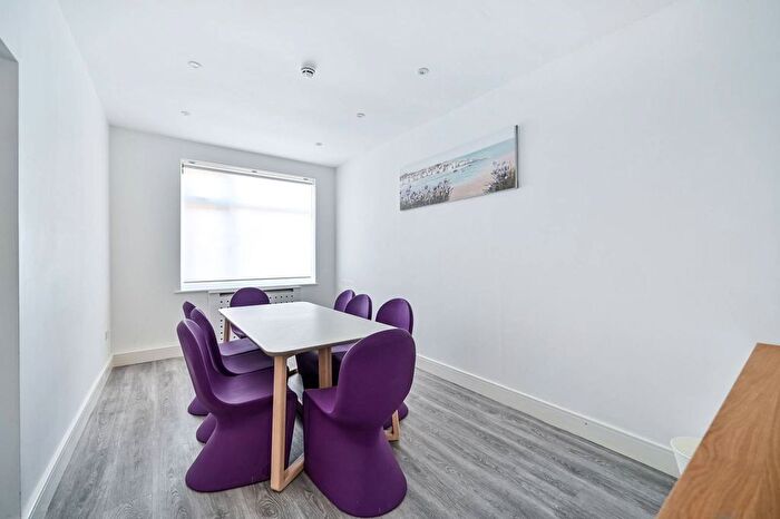 4 Bedroom Semi-Detached House To Rent In Heathside, Whitton, Hounslow, TW4