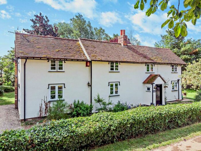 4 Bedroom House For Sale In Troys Lane, Faulkbourne, Witham, Essex, CM8