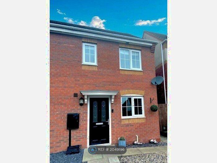2 Bedroom Semi-Detached House To Rent In Forsythia Close, Bedworth, CV12