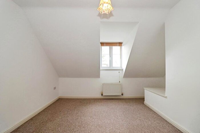 3 Bedroom House To Rent In Jenny Lane, Bristol, BS10