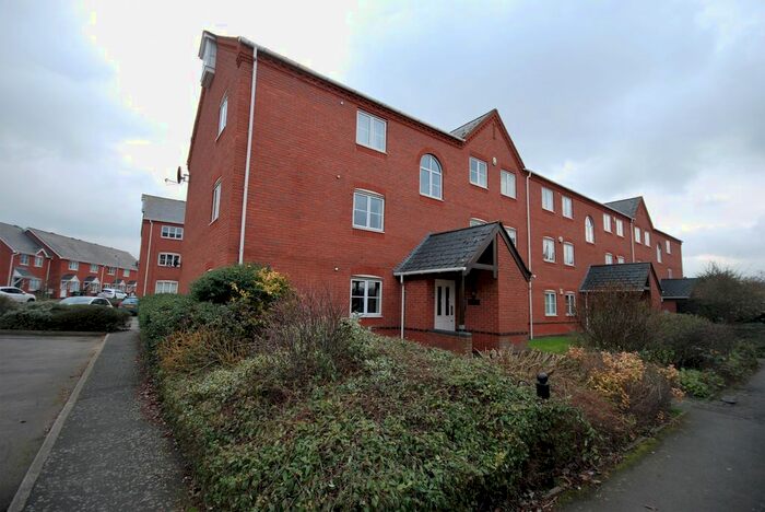 2 Bedroom Flat To Rent In Frances Havergal Close, Leamington Spa, Warwickshire, CV31