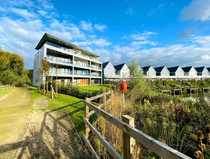 1 Bedroom Apartment To Rent In Champlain Street, Reading, Berkshire, RG2