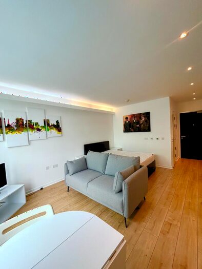 1 Bedroom Flat To Rent In Apartment Cube, The Cube West, Wharfside Street, Wharfside Street, Birmingham, West Midland, B1