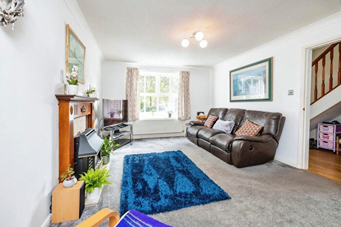 4 Bedroom Detached House For Sale In Sycamore Crescent, Doddington Park, LN6