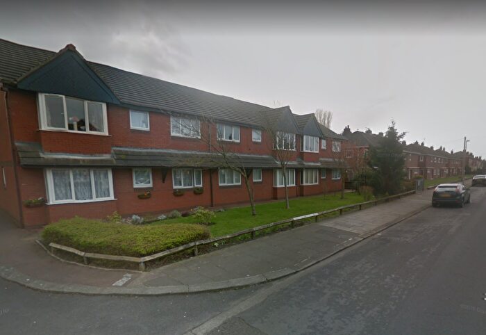 2 Bedroom Flat To Rent In Hove Road, Lytham St. Annes, Lancashire, FY8