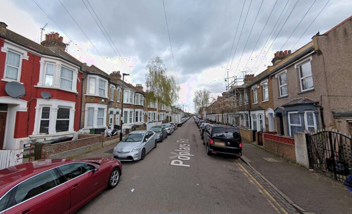 4 Bedroom Terraced House To Rent In Poplars Road, London, E17