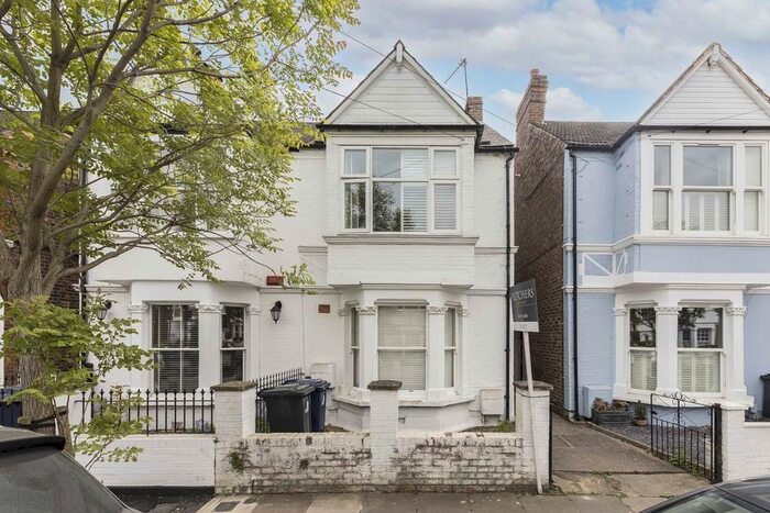 1 Bedroom Flat To Rent In Graham Road, London, W4