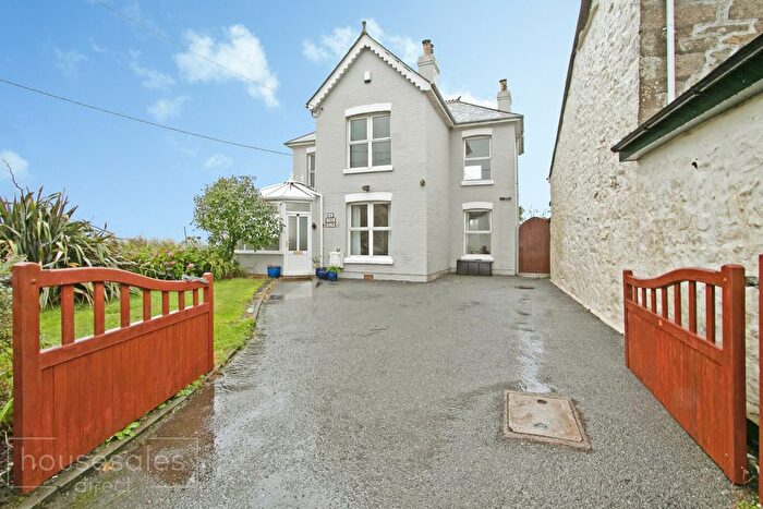 3 Bedroom Detached House For Sale In Carnhell Road Carnell Green, Camborne, TR14