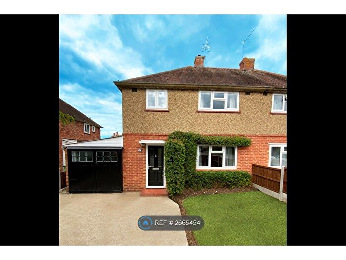 5 Bedroom Semi-detached House To Rent In St. Johns Road, Guildford, GU2