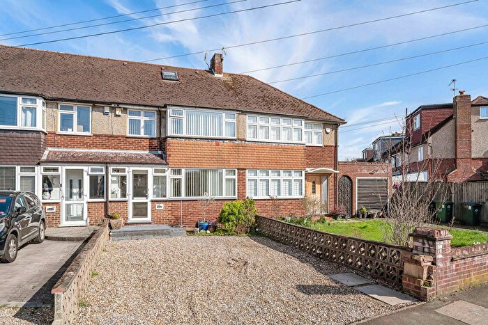 4 Bedroom Terraced House For Sale In Hogarth Avenue, Ashford, Surrey, TW15