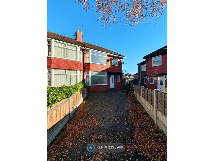 3 Bedroom Semi-Detached House To Rent In Delside Avenue, Manchester, M40