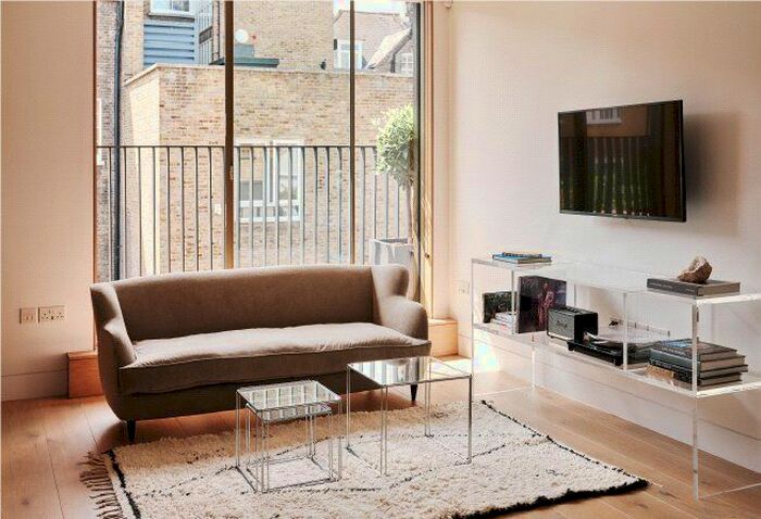 1 Bedroom Flat To Rent In Weymouth Mews, Marylebone, London, W1G