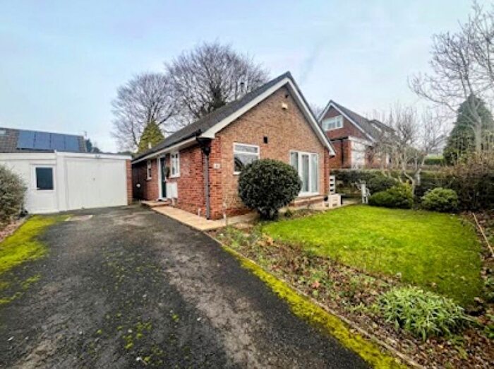 2 Bedroom Property To Rent In Woodlands Drive, East Ardsley, Wakefield, WF3