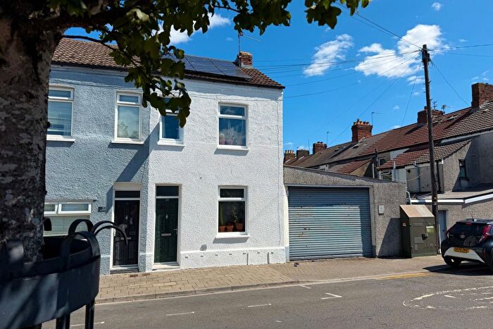 2 Bedroom End Terrace House For Sale In Stafford Road, Grangetown, CF11