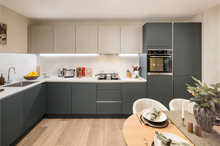 2 Bedroom Apartment For Sale In Meadowlark House Moorhen Drive Off Perryfield Way London, NW9