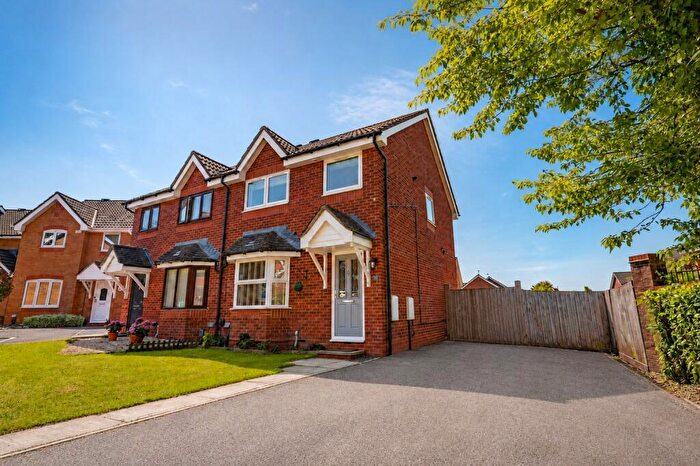 3 Bedroom Semi-Detached House For Sale In Aldermoor, Southampton, SO16