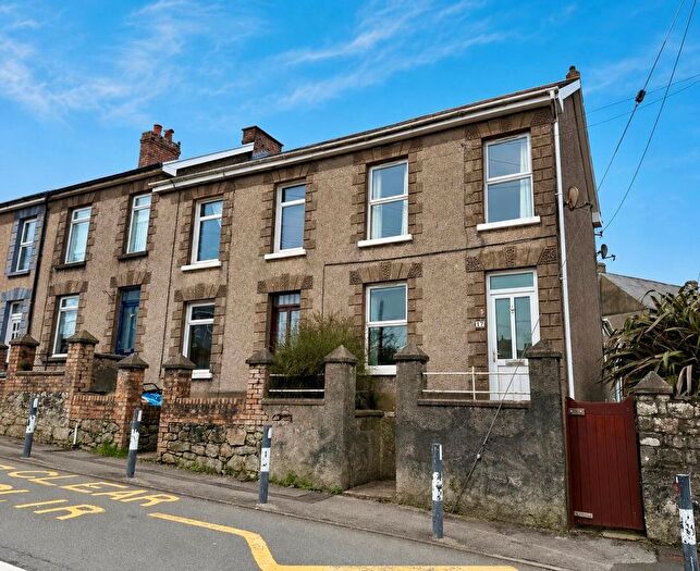 3 Bedroom End Terrace House For Sale In Heol Eglwys, Pen-Y-Fai, Bridgend, CF31