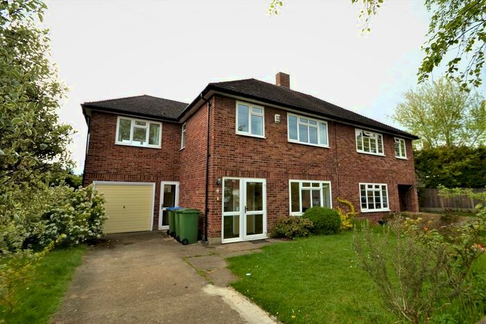 4 Bedroom Semi-Detached House To Rent In Sterry Drive, Thames Ditton, KT7