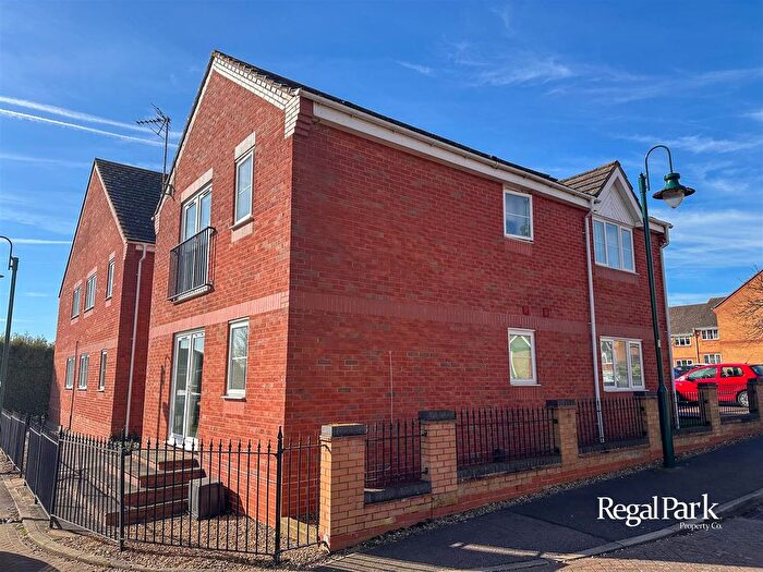 2 Bedroom Flat For Sale In Warren Court, Hampton Hargate, Peterborough, PE7