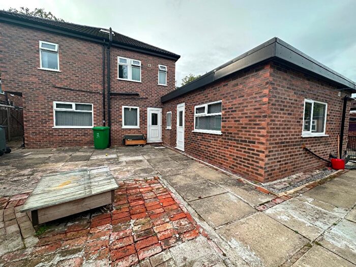 1 Bedroom Studio To Rent In Manchester Road, Whalley Range, M16