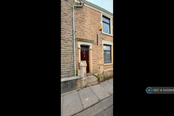 2 Bedroom Terraced House To Rent In Highfield Road, Darwen, BB3