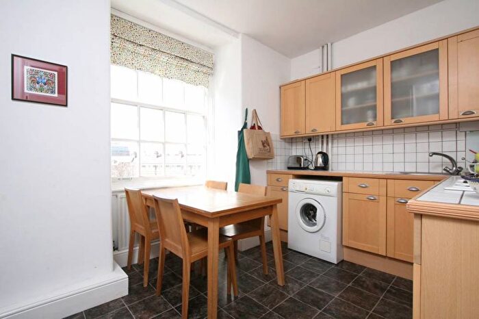1 Bedroom Flat To Rent In Gainsborough House, London, SW1P