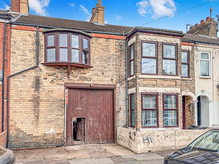 4 Bedroom Terraced House For Sale In St. Matthew Street, Hull, HU3