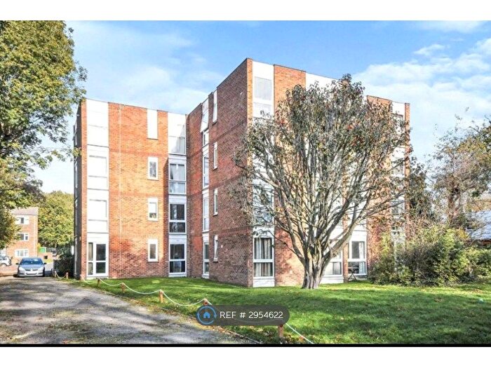 1 Bedroom Flat To Rent In Albemarle Road, Beckenham, BR3