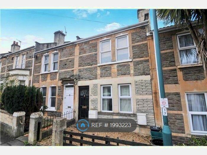 1 Bedroom Flat To Rent In Coronation Avenue, Bath, BA2