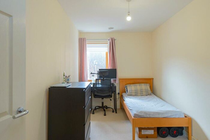 2 Bedroom Flat For Sale In Ducrow Court, St Pauls, BS2