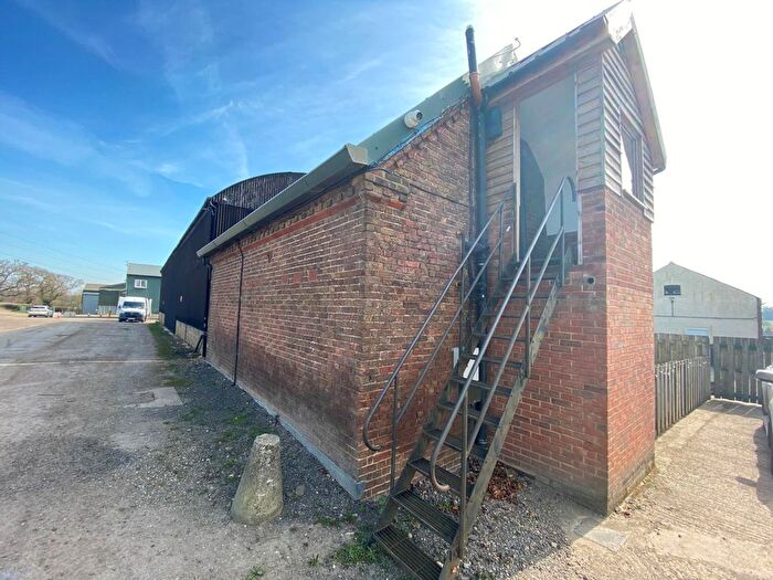 1 Bedroom Flat To Rent In Crossoaks Farm, Borehamwood, WD6