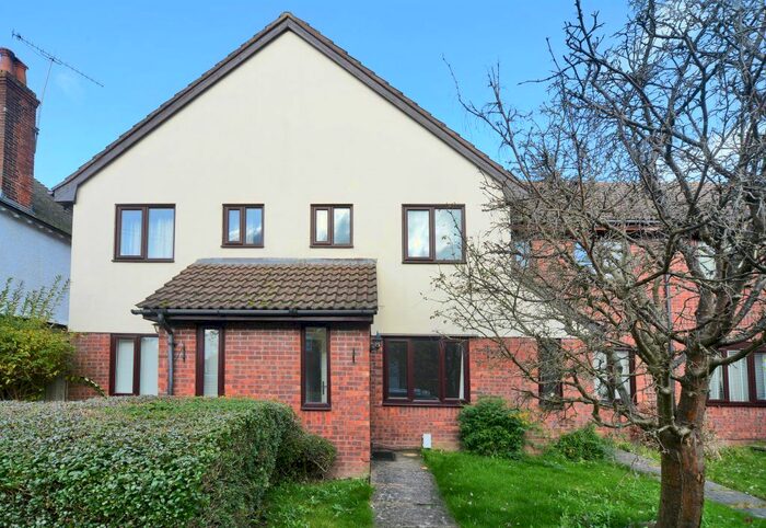 2 Bedroom Terraced House To Rent In Kingston Avenue, Leatherhead, KT22