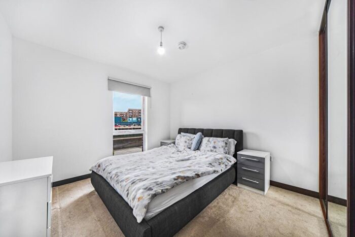 1 Bedroom Flat To Rent In Abbey Road, Barking, London, IG11