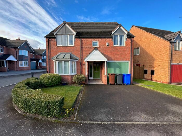 4 Bedroom Detached House To Rent In Woods Lane, Stapenhill, Burton-On-Trent, DE15