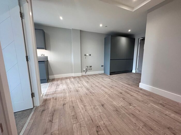 1 Bedroom Flat To Rent In Jarrom Street, Leicester, LE2