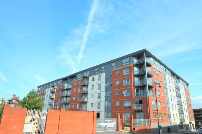 2 Bedroom Flat To Rent In The Quartz, Hall Street, Birmingham, West Midlands, B18