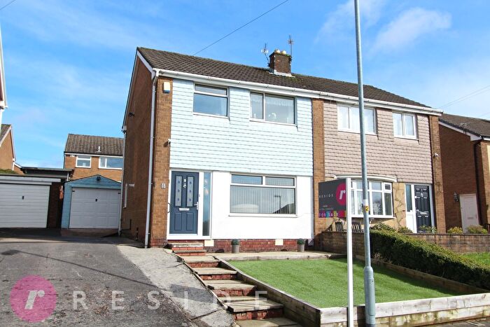3 Bedroom Semi Detached House For Sale In Burnside Close, Hopwood, Heywood, OL10